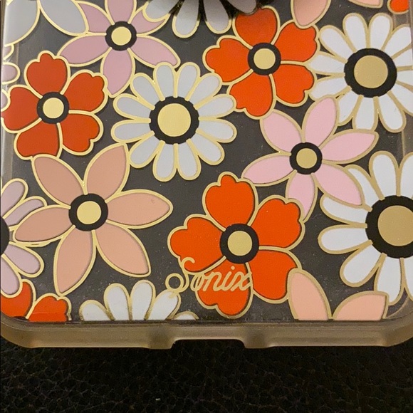 iPhone 7/8/9 Max case, Sonix - Picture 2 of 4